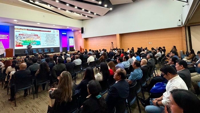 Imagen 2 de Gobernador Regional de Lambayeque expone megaproyectos que consolidarán a la región como eje estratégico del norte del Perú