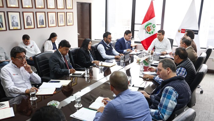 GOBIERNO REGIONAL DE LAMBAYEQUE IMPULSA GESTIÓN DE GRANDES PROYECTOS DE AGUA Y DESARROLLO INDUSTRIAL ANTE EL MINISTERIO DE VIVIENDA