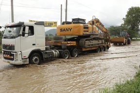Imagen 2 de Gobierno Regional de Lambayeque refuerza acciones ante lluvias e inspecciona punto crítico en Chongoyape
