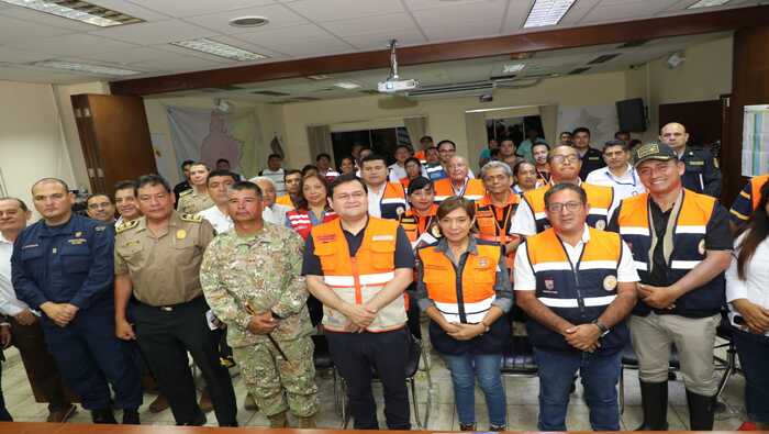 Imagen 1 de Autoridades acuerdan medidas excepcionales para la evacuación de aguas pluviales y residuales ante emergencia en Lambayeque