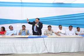 Imagen 1 de Gobernador Jorge Pérez entrega más de S/ 6 millones para transformar la transitabilidad en Ferreñafe