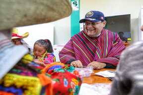 Imagen 2 de Gobernador Jorge Pérez inaugura obras de saneamiento y educación por 6 millones de soles en Marayhuaca