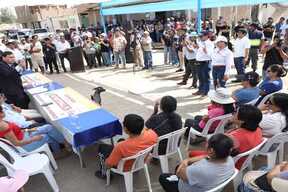 Imagen 3 de Gobernador Jorge Pérez entrega más de S/ 6 millones para transformar la transitabilidad en Ferreñafe
